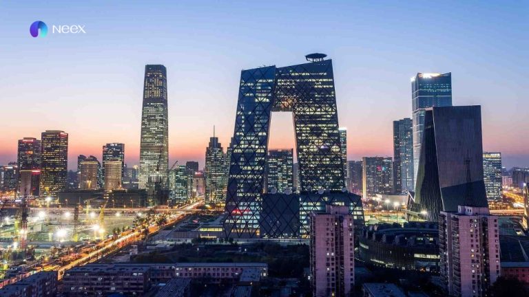 Giá dầu tăng nhẹ nhờ các biện pháp kích thích kinh tế mới từ Trung Quốc