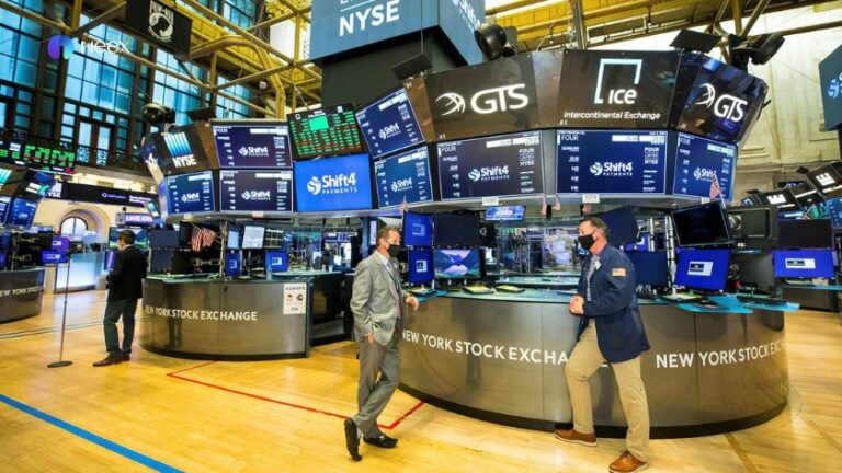Chứng khoán Mỹ sụt mạnh: S&P 500 rơi mốc 5.000 điểm khi Trump tăng thuế lên 104% với Trung Quốc